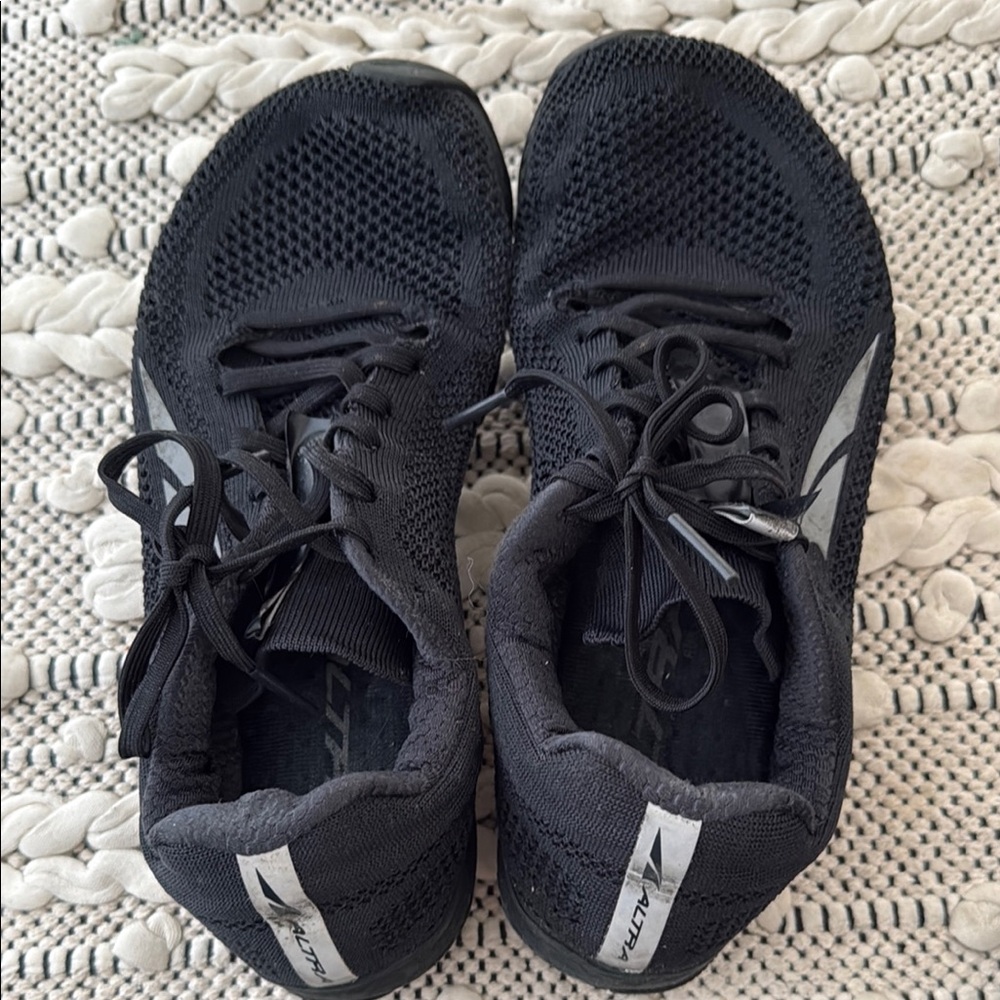 Altra Men's Black Running Shoes